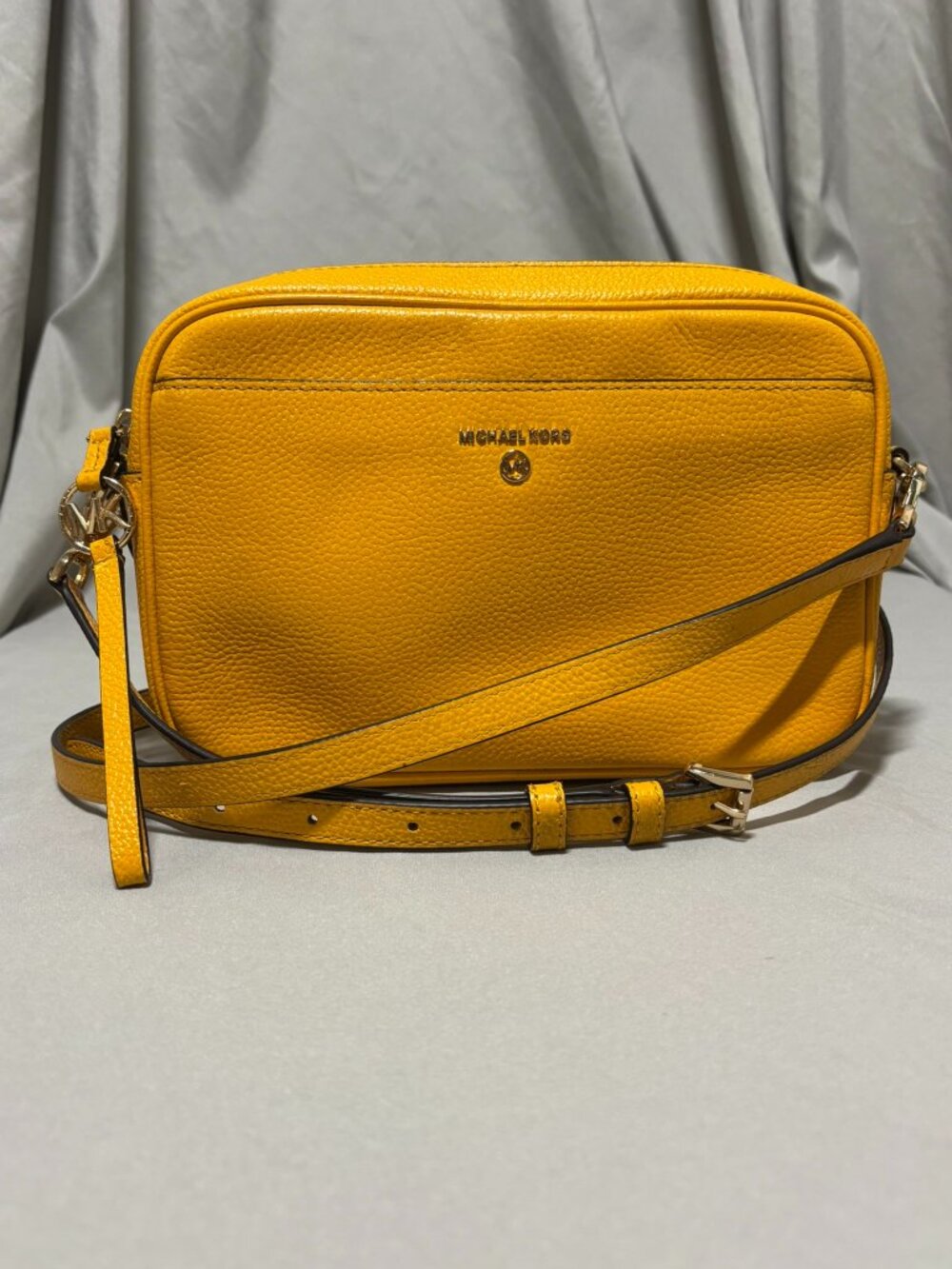 RARE sunflower yellow Michael Kors large Jet Set leather crossbody shoulder bag